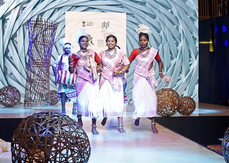 Glimpses of the 29th Handloom Export Awards-2025 ceremony held at Bharat Mandapam, in New Delhi on August 08, 2025. The Minister of State for External Affairs and Textiles, Shri Pabitra Margherita graced the event.