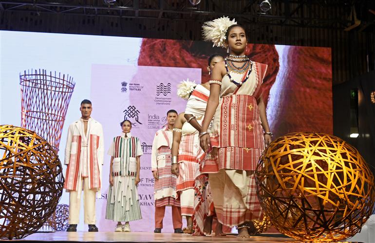 Glimpses of the 29th Handloom Export Awards-2025 ceremony held at Bharat Mandapam, in New Delhi on August 08, 2025. The Minister of State for External Affairs and Textiles, Shri Pabitra Margherita graced the event.