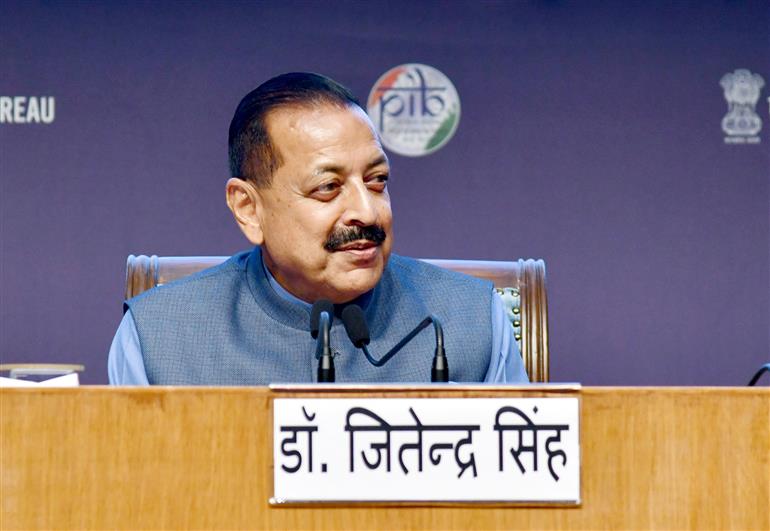 The Minister of State for Science & Technology (Independent Charge), Earth Sciences (Independent Charge), Prime Minister’s Office, Personnel, Public Grievances & Pensions, Atomic Energy and Space, Dr. Jitendra Singh addressing a Press Conference on Successful Deep Dive of 5000m of India’s Aquanauts in Nautile Submersible under Indo-French collaboration in Atlantic Ocean at National Media Centre, in New Delhi on August 14, 2025.