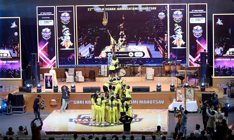Glimpses of the Matki Phod League (MPL) event on the auspicious occasion of Shri Krishna Janmashtami at Thyagaraj Stadium, in New Delhi on August 16, 2025.