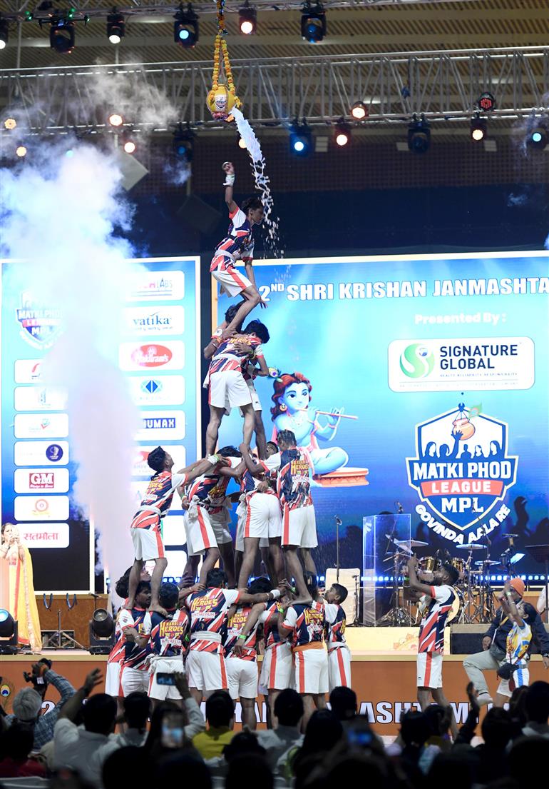 Glimpses of the Matki Phod League (MPL) event on the auspicious occasion of Shri Krishna Janmashtami at Thyagaraj Stadium, in New Delhi on August 16, 2025.