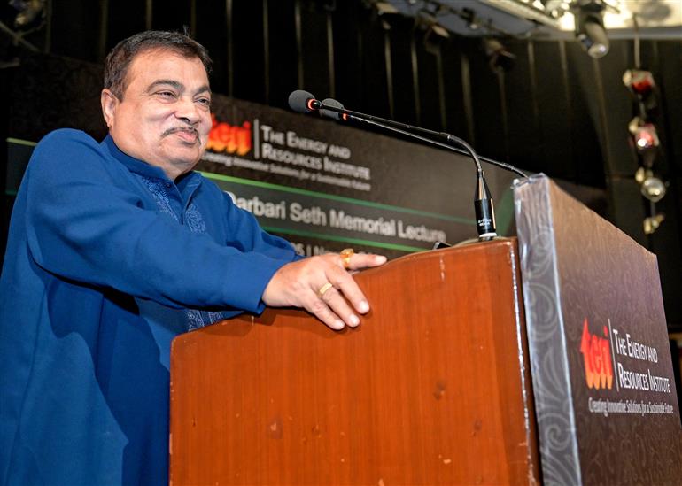 The Union Minister of Road Transport and Highways, Shri Nitin Gadkari addressing at ‘24th Darbari Seth Memorial Lecture’ event, in New Delhi on August 20, 2025.