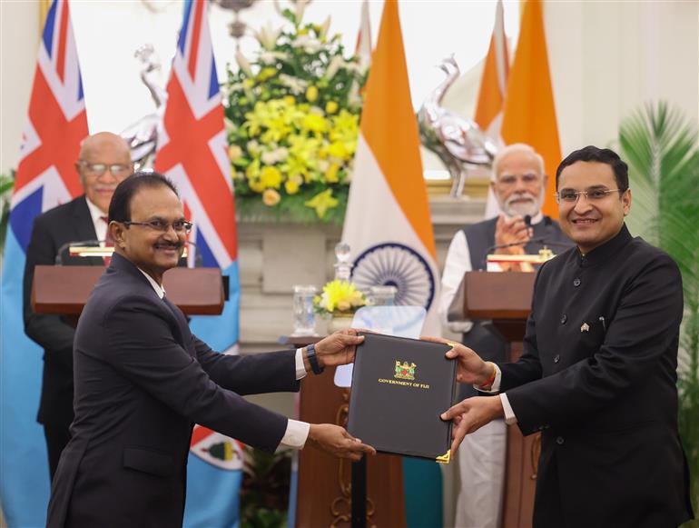 PM and the Prime Minister of Fiji, Mr. Sitiveni Ligamamada Rabuka witnessing the Exchange of MoUs between India and Fiji at Hyderabad House, in New Delhi on August 25, 2025.