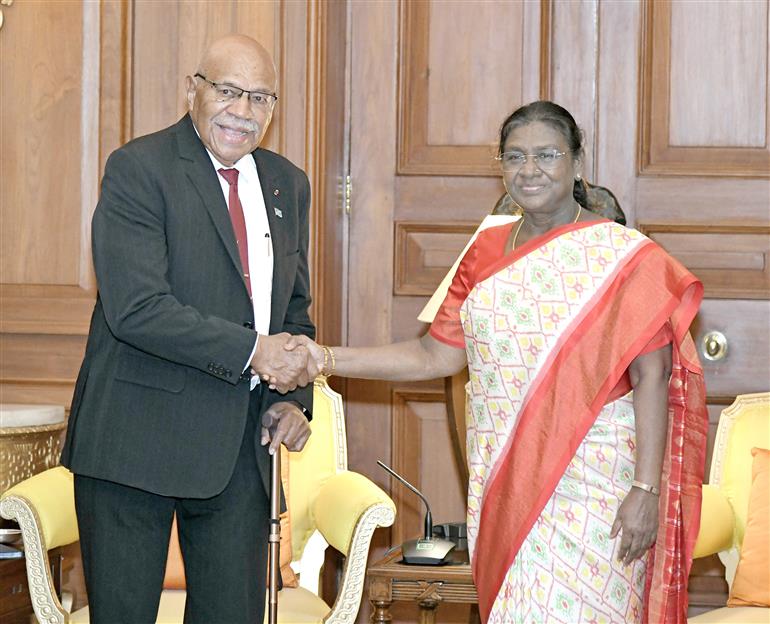 The President of India, Smt Droupadi Murmu meeting with the Prime Minister of Fiji, Mr. Sitiveni Ligamamada Rabuka, in New Delhi on August 25, 2025. 