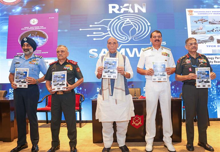 The Union Minister for Defence, Shri Rajnath Singh attends the RAN SAMWAD at the Army War College, in Dr Ambedkar Nagar, Madhya Pradesh on August 27, 2025.