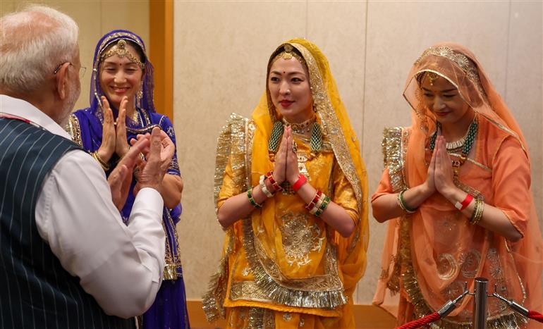 PM receives a rousing welcome by Indian community upon his arrival at a hotel in Tokyo, Japan on August 29, 2025.:Prime Minister's Office PM receives a rousing welcome by Indian community upon his arrival at a hotel in Tokyo, Japan on August 29, 2025.:Prime Minister