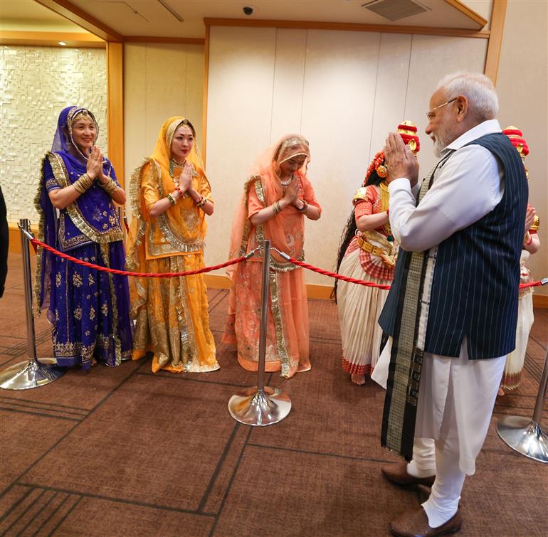 PM receives a rousing welcome by Indian community upon his arrival at a hotel in Tokyo, Japan on August 29, 2025.:Prime Minister's Office PM receives a rousing welcome by Indian community upon his arrival at a hotel in Tokyo, Japan on August 29, 2025.:Prime Minister