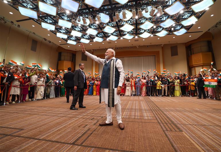 PM receives a rousing welcome by Indian community upon his arrival at a hotel in Tokyo, Japan on August 29, 2025.:Prime Minister's Office PM receives a rousing welcome by Indian community upon his arrival at a hotel in Tokyo, Japan on August 29, 2025.:Prime Minister