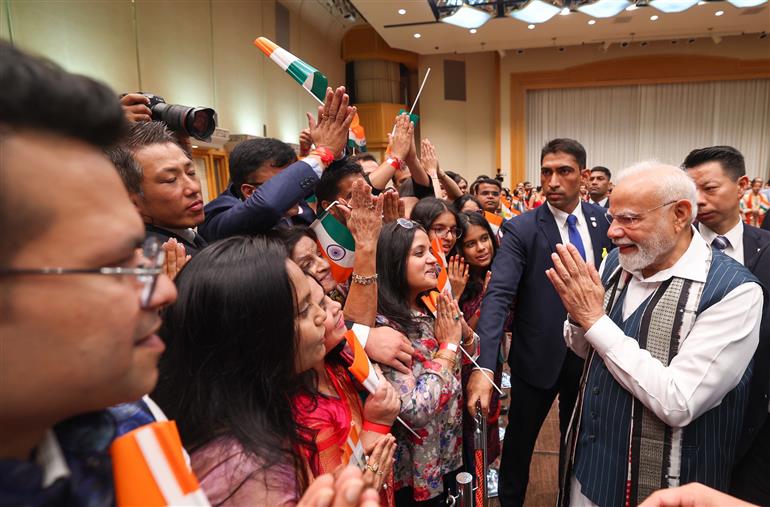 PM receives a rousing welcome by Indian community upon his arrival at a hotel in Tokyo, Japan on August 29, 2025.:Prime Minister's Office PM receives a rousing welcome by Indian community upon his arrival at a hotel in Tokyo, Japan on August 29, 2025.:Prime Minister