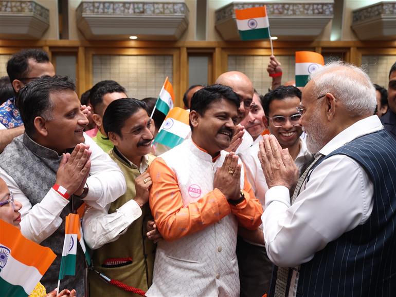 PM receives a rousing welcome by Indian community upon his arrival at a hotel in Tokyo, Japan on August 29, 2025.:Prime Minister's Office PM receives a rousing welcome by Indian community upon his arrival at a hotel in Tokyo, Japan on August 29, 2025.:Prime Minister