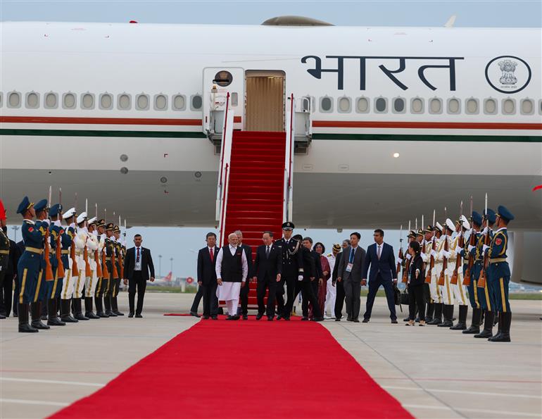 PM arrives in Tianjin, China on August 30, 2025.