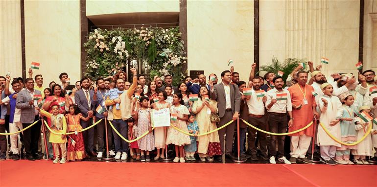 PM receives warm welcome by the Indian community at hotel in Tianjin, China on August 30, 2025.:Prime Minister's Office PM receives warm welcome by the Indian community at hotel in Tianjin, China on August 30, 2025.:Prime Minister
