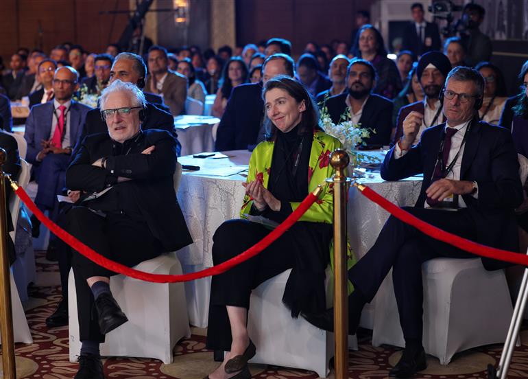 06 दिसंबर, 2025 को नई दिल्ली में हिंदुस्तान टाइम्स लीडरशिप समिट 2025 में उपस्थित लोग। इस अवसर पर प्रधानमंत्री श्री नरेन्द्र मोदी संबोधित करते हुए।