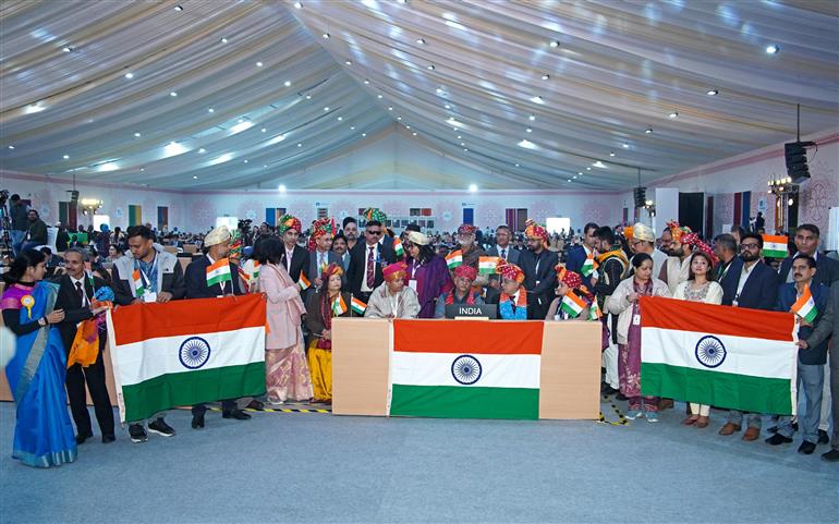 केन्द्रीय संस्कृति मंत्री, श्री गजेन्द्र सिंह शेखावत 10 दिसंबर 2025 को दिल्ली के लाल किले में दिवाली को यूनेस्को की अमूर्त सांस्कृतिक विरासत सूची में शामिल किए जाने की घोषणा के दौरान मौजूद रहे।