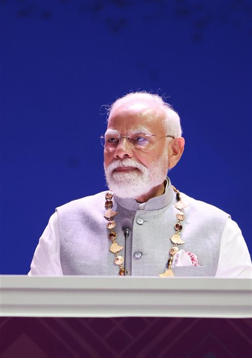 प्रधानमंत्री  श्री नरेन्द्र मोदी 16 दिसंबर 2025 को इथियोपिया के अदीस अबाबा में आयोजित पुरस्कार प्रदान समारोह को संबोधित करते हुए।:Prime Minister