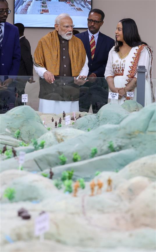 17 दिसंबर 2025 को इथियोपिया के अडवा मेमोरियल और म्यूज़ियम में प्रधानमंत्री श्री नरेन्द्र मोदी।:Prime Minister