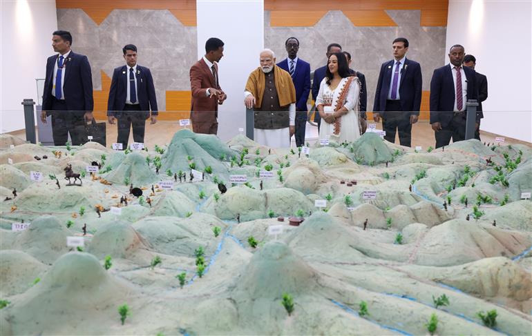 17 दिसंबर 2025 को इथियोपिया के अडवा मेमोरियल और म्यूज़ियम में प्रधानमंत्री श्री नरेन्द्र मोदी।:Prime Minister