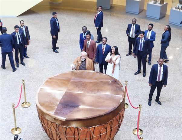 17 दिसंबर 2025 को इथियोपिया के अडवा मेमोरियल और म्यूज़ियम में प्रधानमंत्री श्री नरेन्द्र मोदी।:Prime Minister