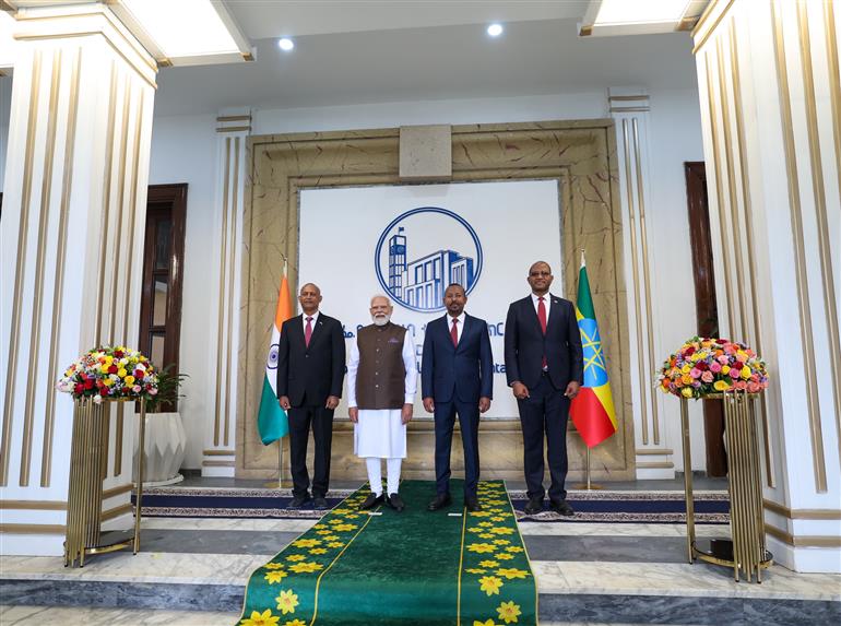 प्रधानमंत्री श्री नरेन्द्र मोदी 17 दिसंबर 2025 को इथियोपिया के अदीस अबाबा में इथियोपियाई संसद पहुँचे।
:Prime Minister