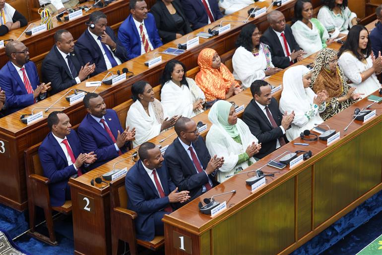 प्रधानमंत्री श्री नरेन्द्र मोदी 17 दिसंबर 2025 को इथियोपिया की राजधानी अदीस अबाबा में इथियोपियाई संसद में आयोजित संयुक्त सत्र को संबोधित करते हुए।:Prime Minister