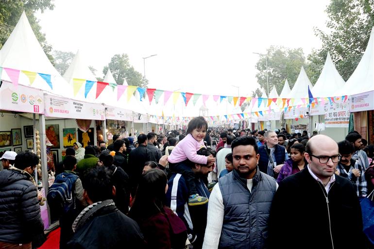Glimpses of Closing Ceremony of ‘Divya Kala Mela’ organized by Department of Empowerment of Persons with Disabilities (DEPwD), in New Delhi on December 21, 2025.