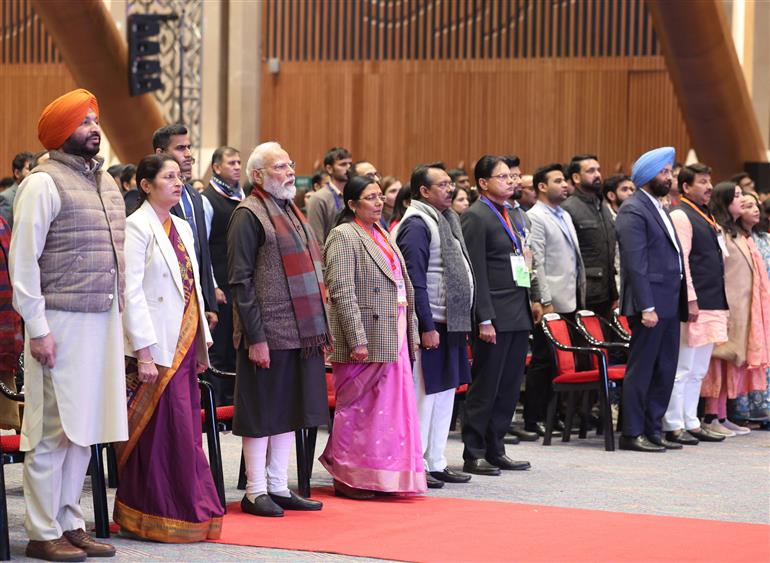 प्रधानमंत्री श्री नरेन्द्र मोदी 26 दिसंबर, 2025 को नई दिल्ली में वीर बाल दिवस कार्यक्रम में भाग लेते हुए।