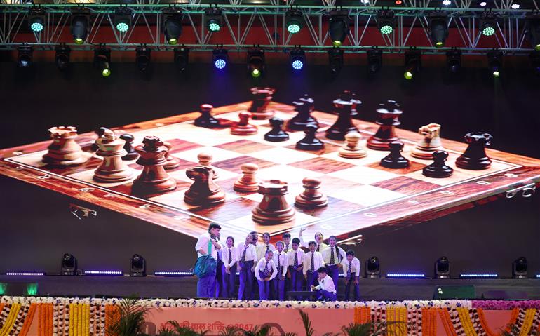 प्रधानमंत्री श्री नरेन्द्र मोदी 26 दिसंबर, 2025 को नई दिल्ली में वीर बाल दिवस कार्यक्रम में भाग लेते हुए।