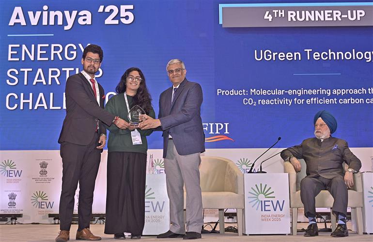 The Union Minister of Petroleum and Natural Gas, Shri Hardeep Singh Puri Attending Avinya 25 startup challenge during the India Energy Week 2025 in New Delhi on February 14, 2025.