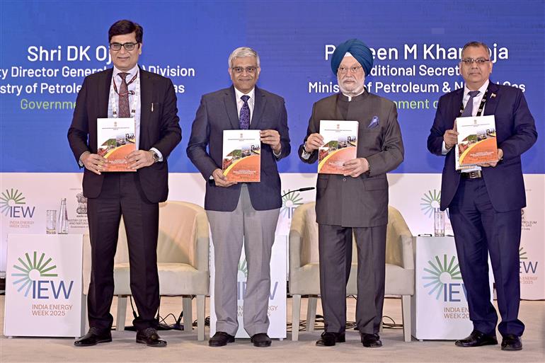 The Union Minister of Petroleum and Natural Gas, Shri Hardeep Singh Puri releases book “Indian Petroleum & Natural Gas Statistics 2023-24” during the India Energy Week 2025, in New Delhi on February 14, 2025.