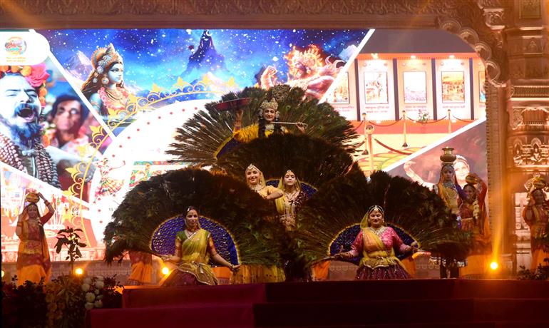 Glimpses of the inauguration of “Mahakumbh Kalagram” at Prayagraj, in Uttar Pradesh on January 12, 2025. The Union Minister of Culture and Tourism, Shri Gajendra Singh Shekhawat graced the event.:Ministry of Culture