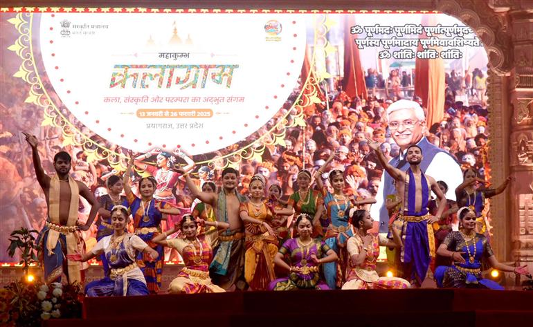 Glimpses of the inauguration of “Mahakumbh Kalagram” at Prayagraj, in Uttar Pradesh on January 12, 2025. The Union Minister of Culture and Tourism, Shri Gajendra Singh Shekhawat graced the event.:Ministry of Culture