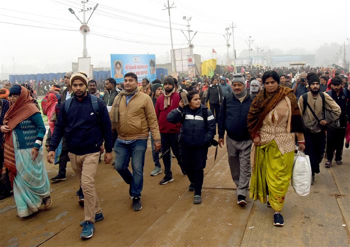 Glimpses of Devotees from all over the world gathered for ‘Snan’ in Maha Kumbh at Prayagraj January 13, 2025.:Ministry of Culture