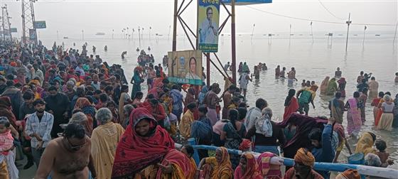 Pilgrims taking holy dip at the confluence of Bay of Bengal and Bhagarathi at Gangasagar Mela 2025, in West Bengal on January 13, 2025.:Ministry of Culture