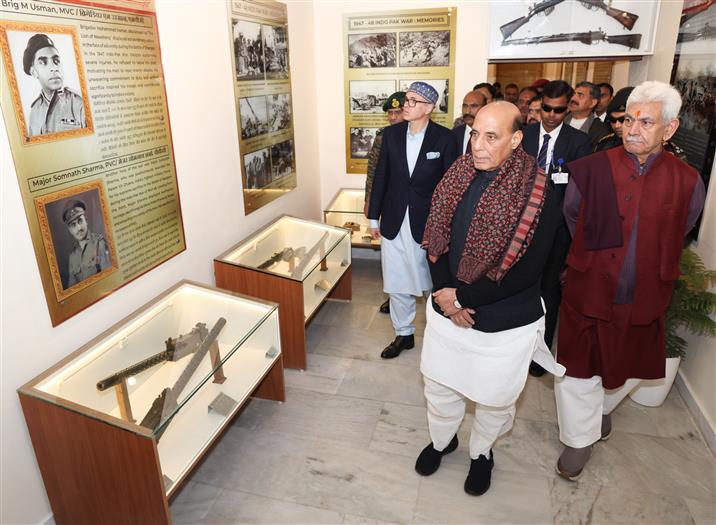 The Union Minister for Defence, Shri Rajnath Singh graced the 9th Armed Forces Veterans’ Day celebrations at Tanda Artillery Brigade (Akhnoor), in Jammu on January 14, 2025.
