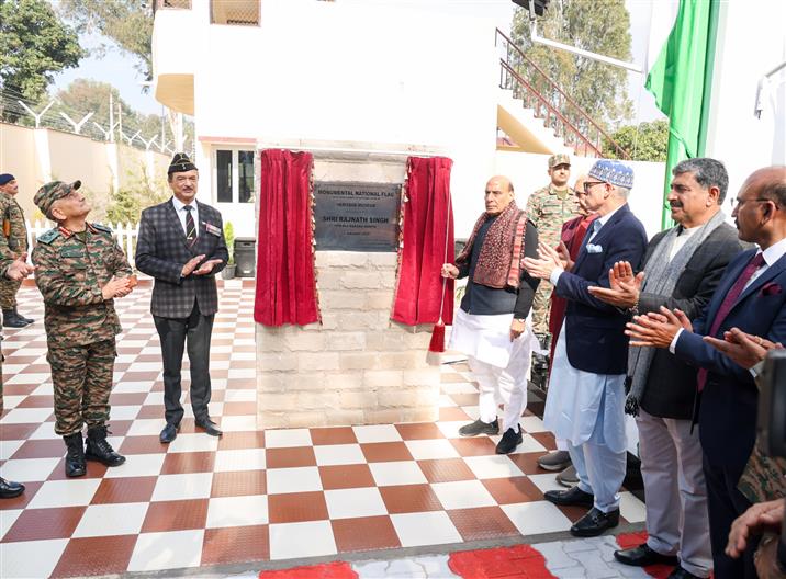 The Union Minister for Defence, Shri Rajnath Singh graced the 9th Armed Forces Veterans’ Day celebrations at Tanda Artillery Brigade (Akhnoor), in Jammu on January 14, 2025.