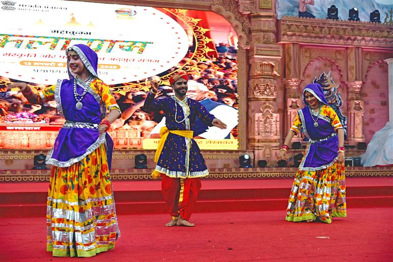 Glimpses of Cultural village “Kalagram” set up during Maha-Kumbh Mela 2025 at Prayagraj, in Uttar Pradesh on January 15, 2025.:Ministry of Culture