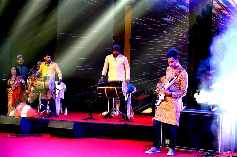 Singer, Shankar Mahadevan performed at Ganga Pandal in Maha-Kumbh Mela 2025 at Prayagraj, in Uttar Pradesh on January 16, 2025.:Ministry of Culture