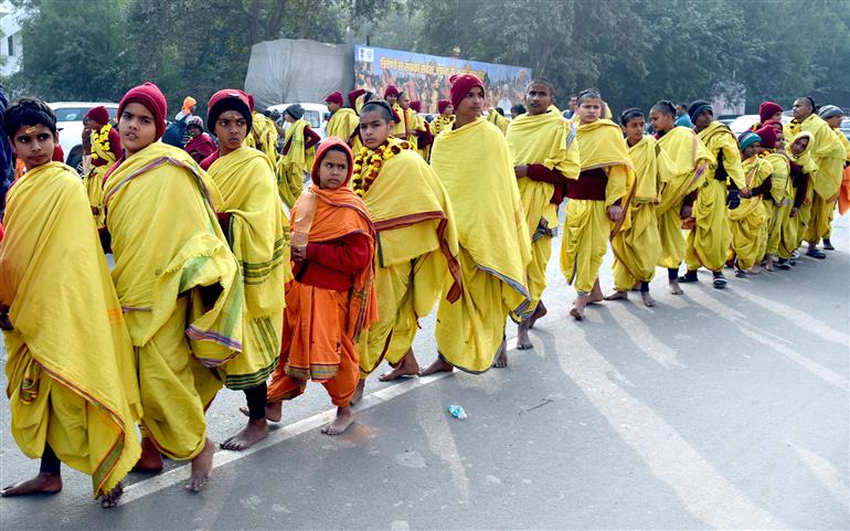 Devotees participates in Shobha Yatra during the Maha Kumbh Mela 2025 at Prayagraj, in Uttar Pradesh on January 16, 2025.:Ministry of Culture