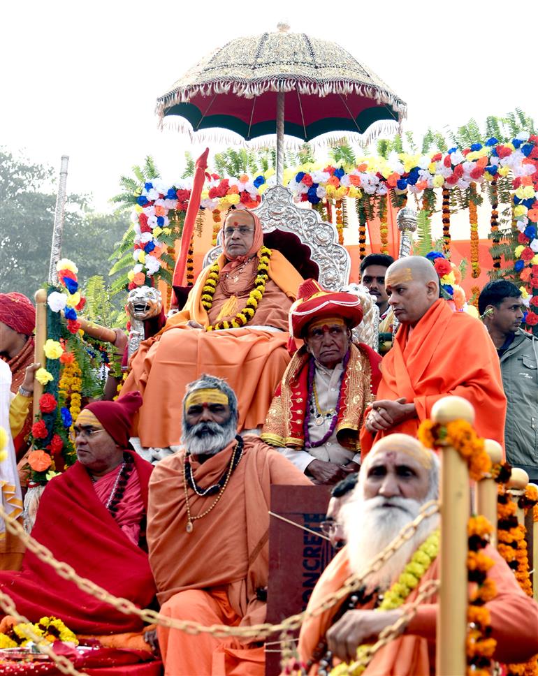 Devotees participates in Shobha Yatra during the Maha Kumbh Mela 2025 at Prayagraj, in Uttar Pradesh on January 16, 2025.:Ministry of Culture