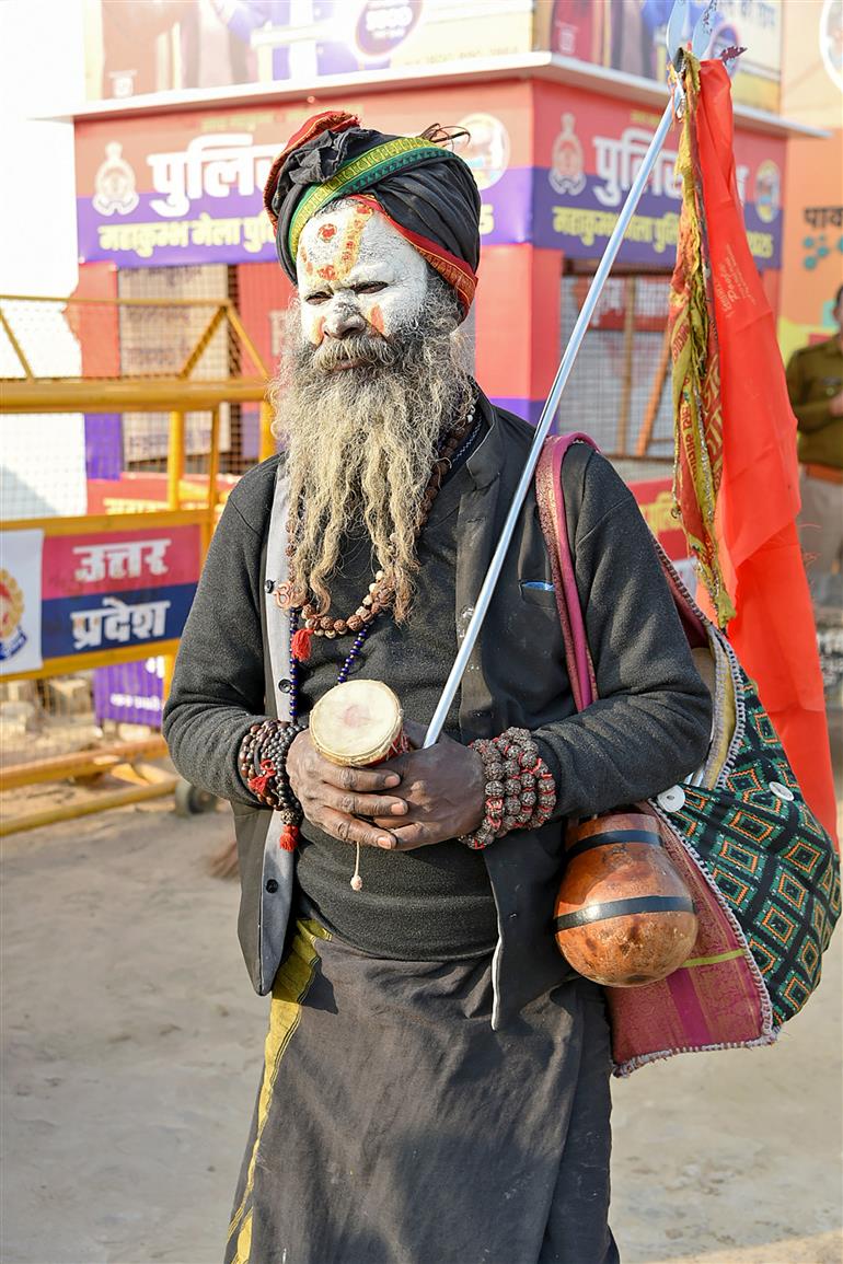 A Devotee arrives at the Maha-Kumbh Mela. Photo captured on January 17, 2025.:Ministry of Culture