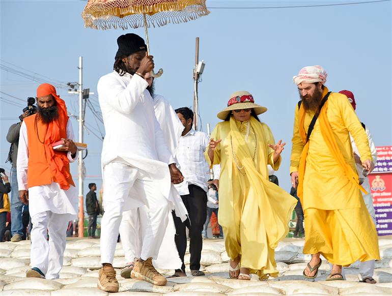 Foreign devotees at the Maha Kumbh Mela at Prayagraj. Photo captured on January 17, 2025.:Ministry of Culture