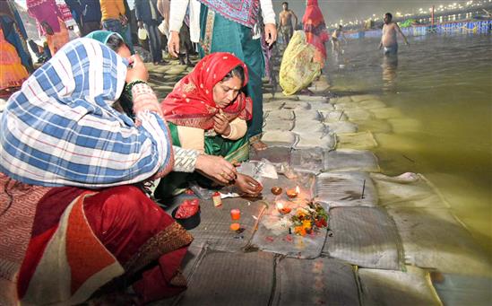 Visuals of Sangam Ghat Snan at the Maha Kumbh Mela, Prayagraj. Photo captured on January 17, 2025.:Ministry of Culture