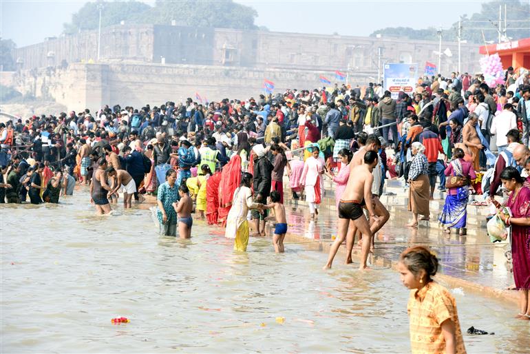 Devotees gathered at the Maha Kumbh Mela 2025 at Prayagraj, in Uttar Pradesh on January 18, 2025.:Ministry of Culture