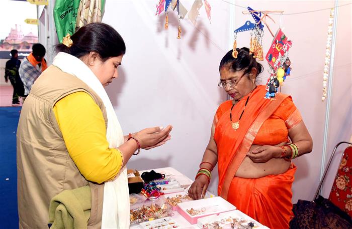 The ‘One District One Product’ Exhibition at the Maha Kumbh Mela in Prayagraj attracted large number of visitors, in Uttar Pradesh. Photo captured on January 18, 2025.:Ministry of Culture