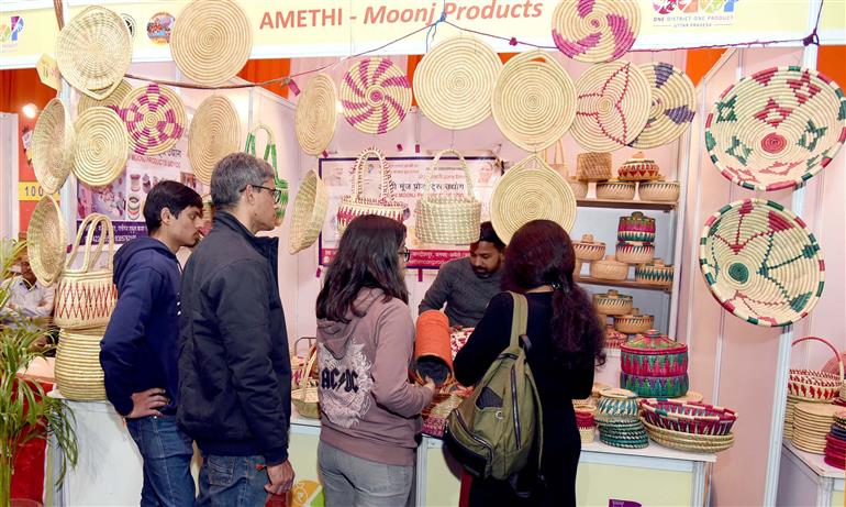 The ‘One District One Product’ Exhibition at the Maha Kumbh Mela in Prayagraj attracted large number of visitors, in Uttar Pradesh. Photo captured on January 18, 2025.:Ministry of Culture