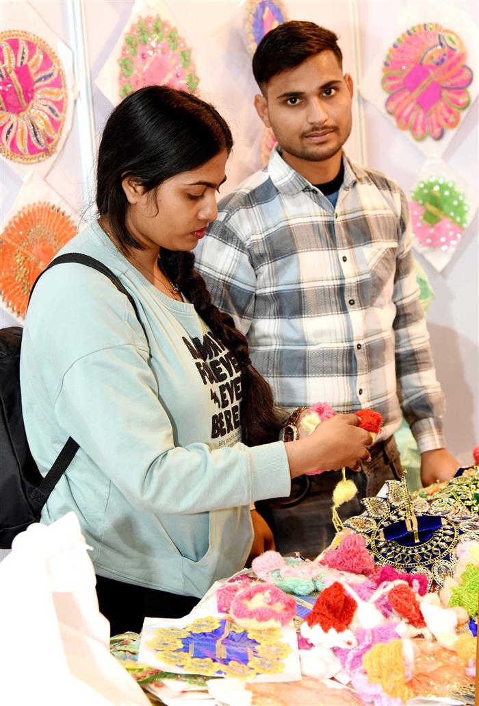 The ‘One District One Product’ Exhibition at the Maha Kumbh Mela in Prayagraj attracted large number of visitors, in Uttar Pradesh. Photo captured on January 18, 2025.:Ministry of Culture