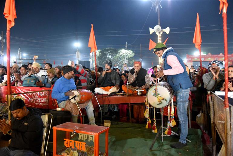 Glimpses of Ganga Arti at Sthal Sangam, Maha Kumbh Mela Photo taken at Prayagraj, in Uttar Pradesh on January 18, 2025.:Ministry of Culture