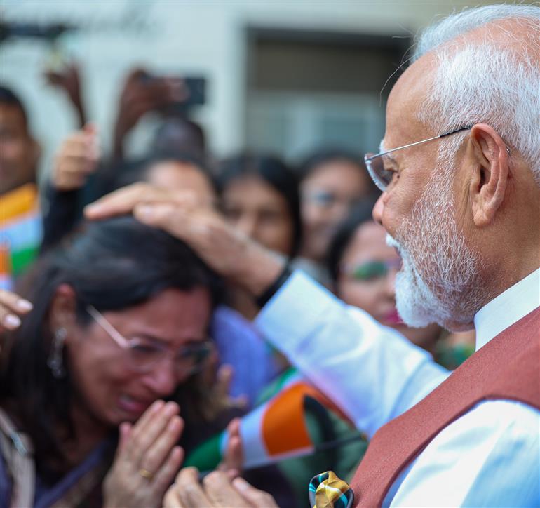 PM receives rousing welcome by Indian community at Accra, in Ghana on July 02, 2025.:Prime Minister's Office PM receives rousing welcome by Indian community at Accra, in Ghana on July 02, 2025.:Prime Minister