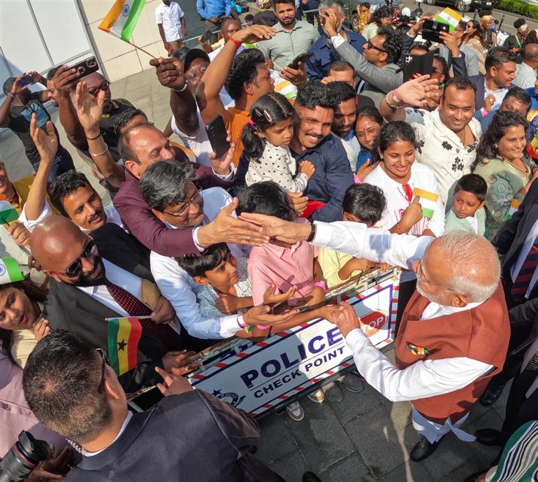 PM receives rousing welcome by Indian community at Accra, in Ghana on July 02, 2025.:Prime Minister's Office PM receives rousing welcome by Indian community at Accra, in Ghana on July 02, 2025.:Prime Minister