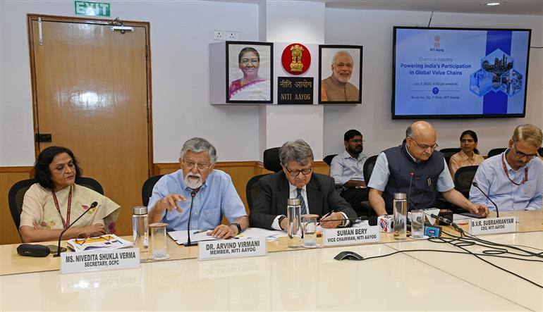The Member of NITI Aayog, Dr. Arvind Virmani addressing at the release of Report on “Chemical Industry: Powering India’s participation in Global Value Chains” at NITI Aayog, in New Delhi on July 03, 2025.